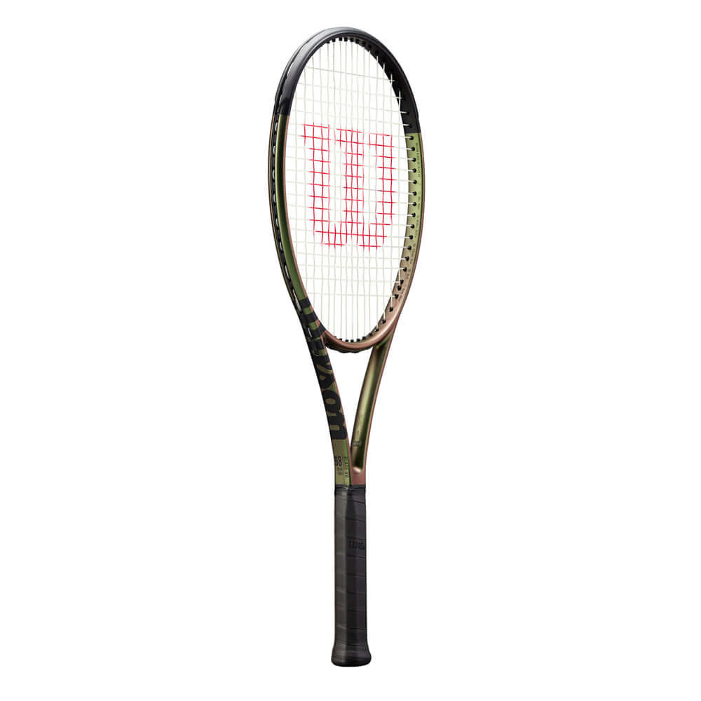 Wilson Blade 98 16x19 v8 Tennis Racquet